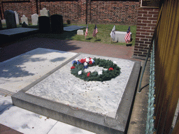 The grave of Benjamin Franklin, at Christ Church Burial Ground