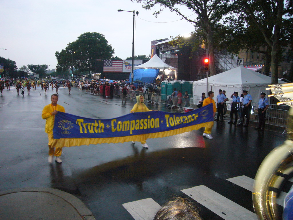 Independence Day Parade at East River Drive, in front of the Philadelphia Museum of Art