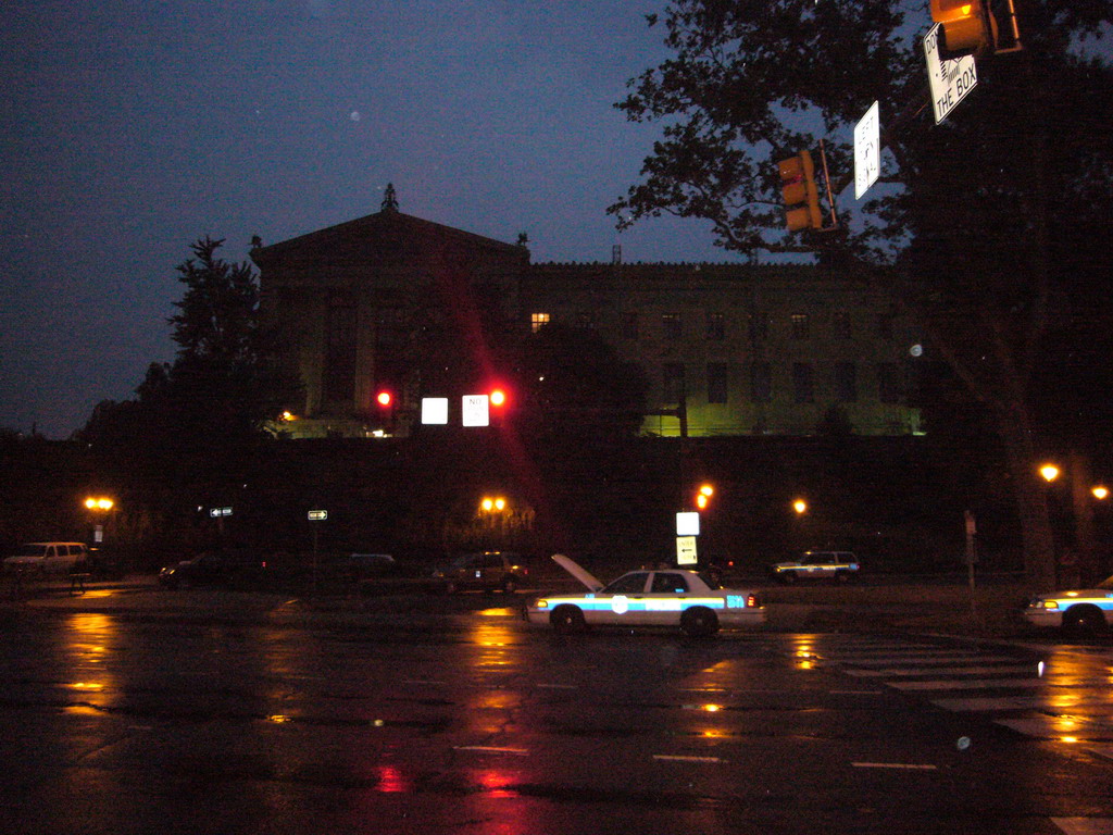 Right side of the Philadelphia Museum of Art, by night