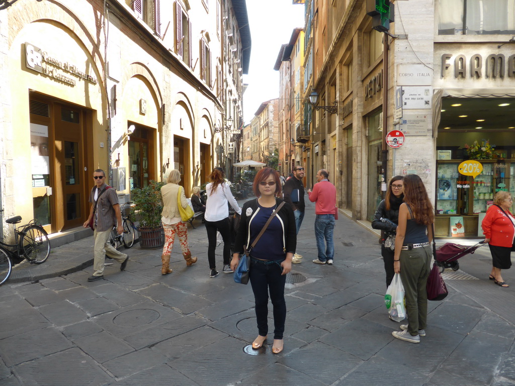 Miaomiao at the Corso Italia street