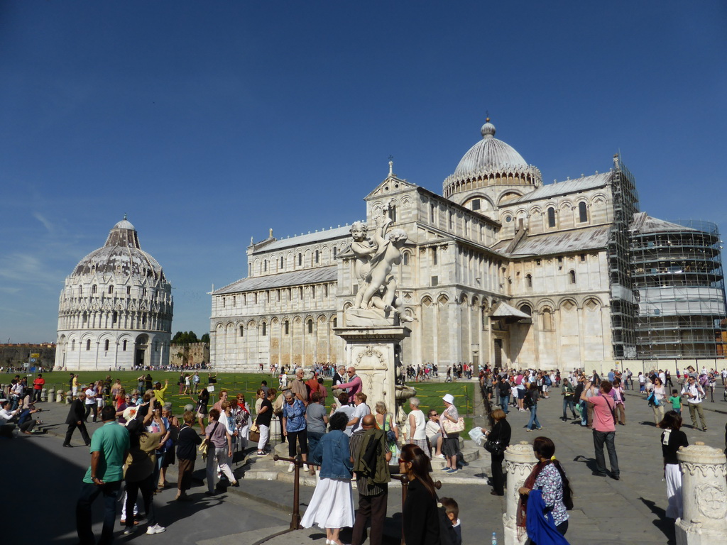 The Piazza del Duomo square with the Fontana dei Putti fountain, the Baptistry of St. John and the Pisa Duomo cathedral