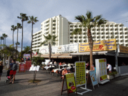 Front of the H10 Las Palmeras hotel and restaurants at the Avenida Rafael Puig Lluvina street