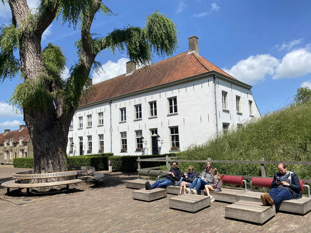 Tree and front of the Bed & Breakfast and Office at Loevestein Castle