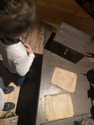 Max at the gunpowder game at the middle floor of the Powder Tower at Loevestein Castle