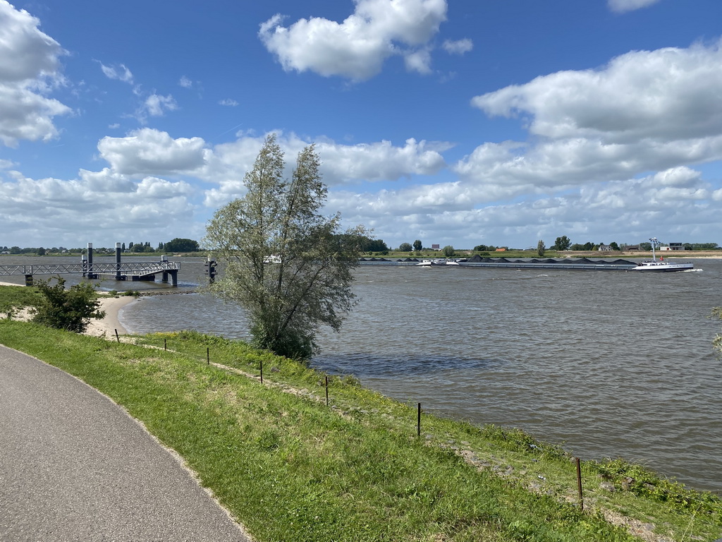 Boats on the Waal river, viewed from the Schouwendijk street