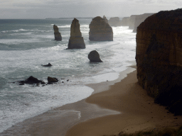 Beach and cliffs at the northwest side with the Twelve Apostles rocks, viewed from the Twelve Apostles viewing point