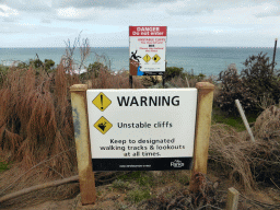 Warning signs at the Twelve Apostles viewing point