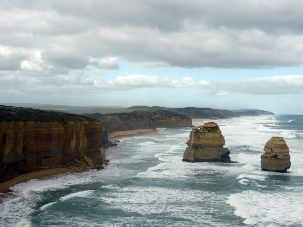 Beach and cliffs at the southeast side with the two most eastern rocks of the Twelve Apostles rocks, viewed from the most southern part of the Twelve Apostles viewing point