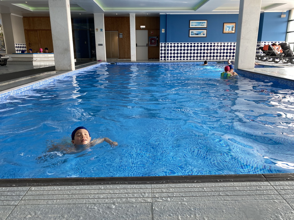 Max at the swimming pool at the Hotel Vila Galé Porto