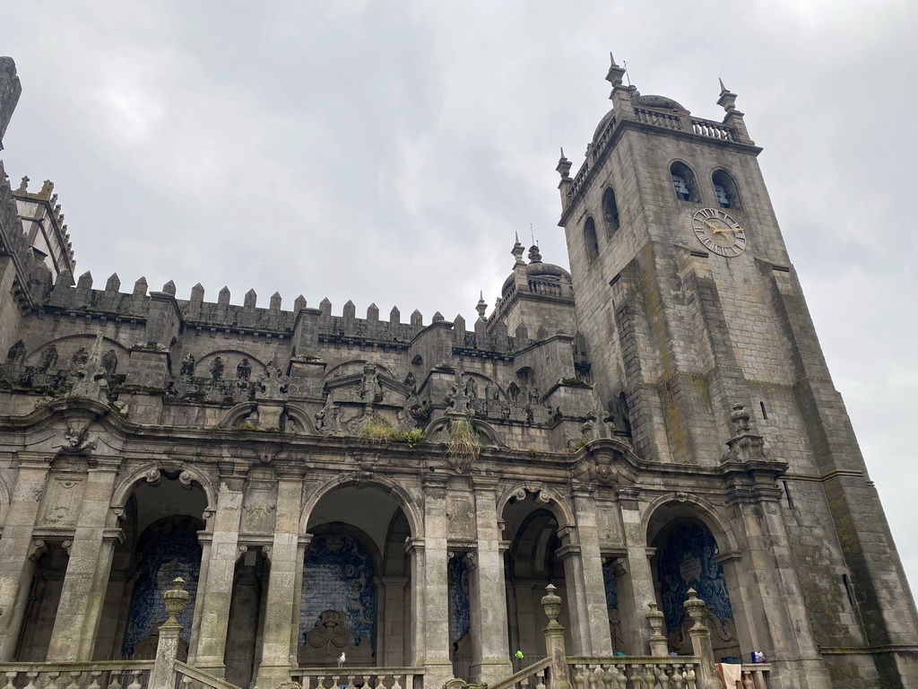 Loggia at the north side and towers of the Porto Cathedral at the north side of the Terreiro da Sé square