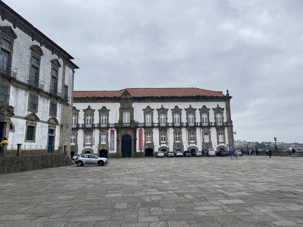 The Terreiro da Sé square with the west side of the Porto Cathedral and the north side of the Paço Episcopal do Porto palace