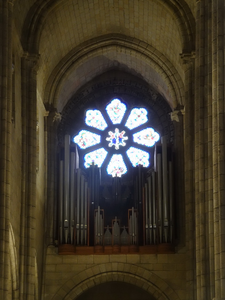 Rose window and organ of the Porto Cathedral