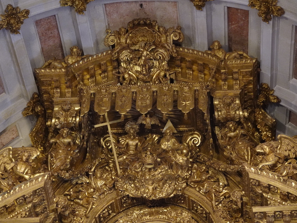 Top of the altarpiece of the Porto Cathedral