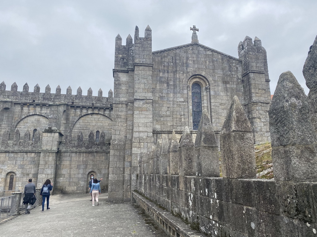 The terrace of the Porto Cathedral