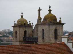 Towers of the Igreja dos Grilos church, viewed from the Terreiro da Sé square