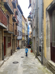 Max at the Rua de Sant` Ana street