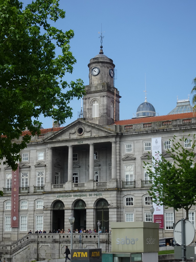 Front of the Palácio da Bolsa palace at the Praça do Infante D. Henrique square, viewed from the sightseeing bus