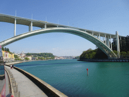 The Ponte da Arrábida over the Douro river, viewed from the sightseeing bus on the Ria do Ouro street
