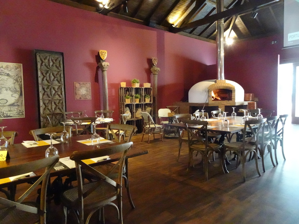 Interior of the Alfândega D`Ouro restaurant