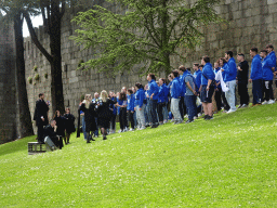 Students in front of the Muralha Fernandina wall