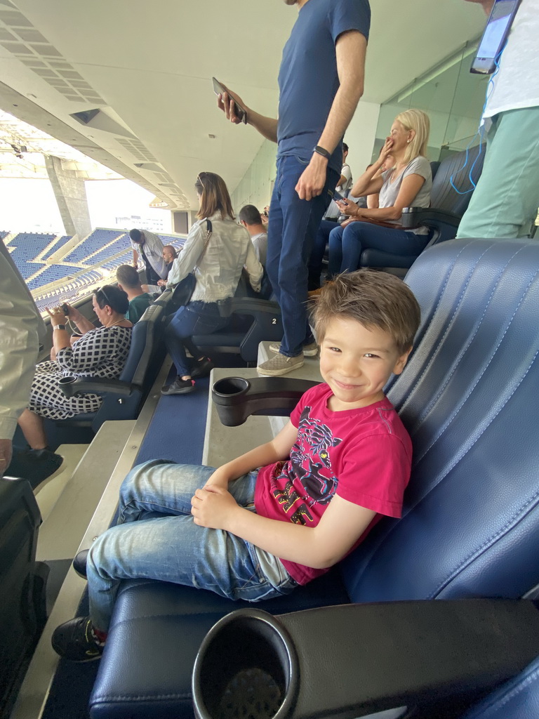Max at the board`s seats at the Estádio do Dragão stadium