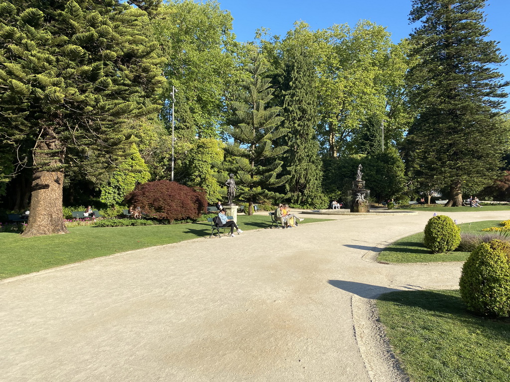 Northeast side of the Jardins do Palácio de Cristal park