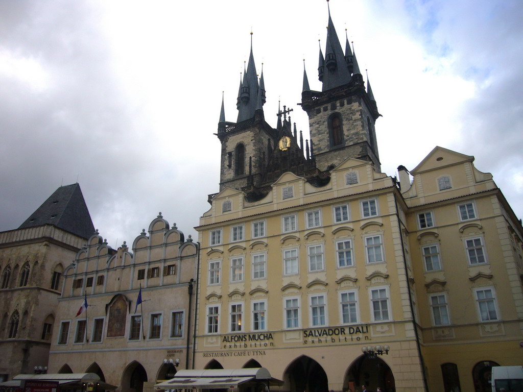 The Goltz-Kinský Palace, the Stone Bell House (Dum u Kamenneho Zvonu) and the Church of Our Lady before Týn