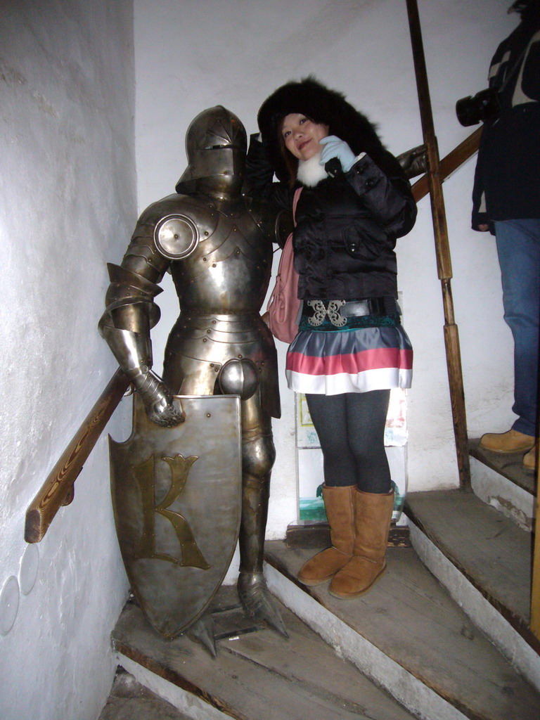Miaomiao with an armour, in the Torture Museum at the Golden Lane
