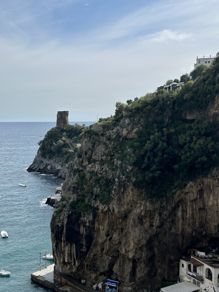 The Torre Asciola tower and the Tyrrhenian Sea, viewed from a parking lot next to the Amalfi Drive