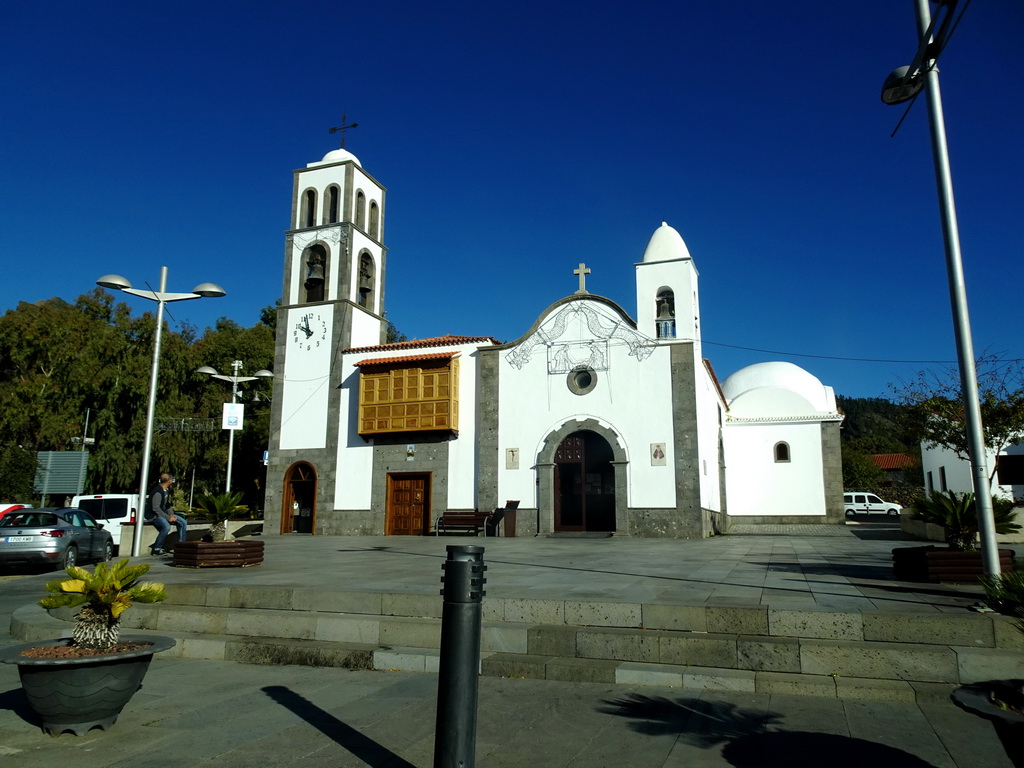 The Iglesia de Santiago del Teide church at the town of Santiago del Teide, viewed from the rental car on the Avenida de la Iglesia