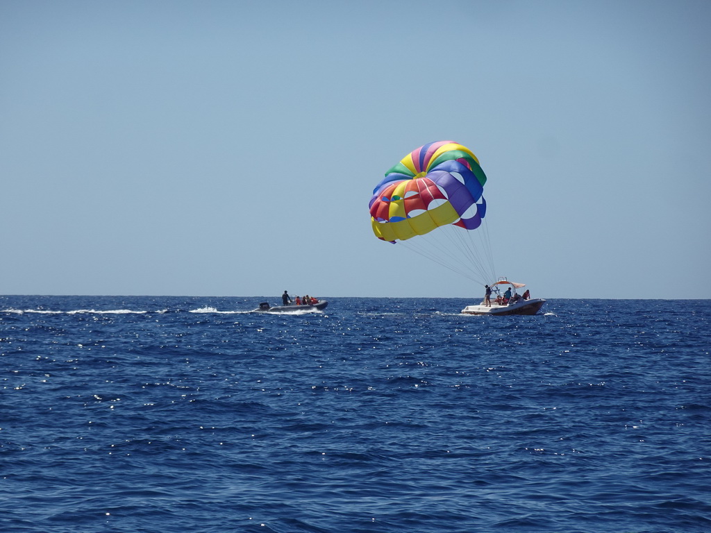 Parasail and boat, viewed from the Sagitarius Cat boat