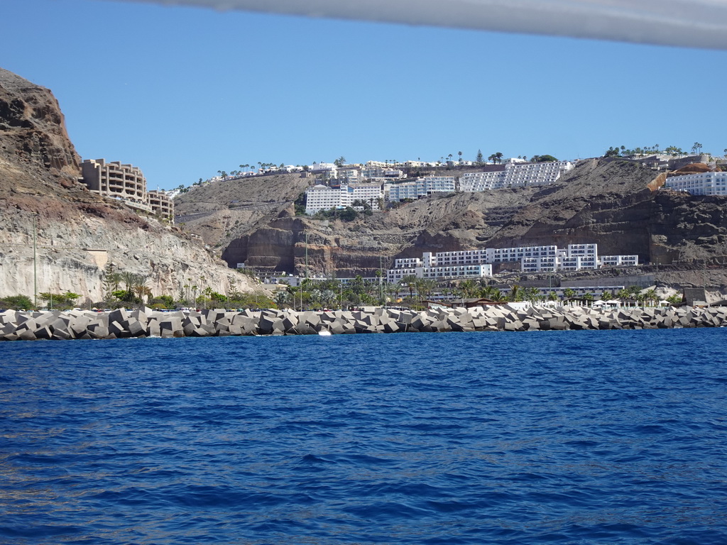 Hotels at the Playa del Cura beach, viewed from the Sagitarius Cat boat