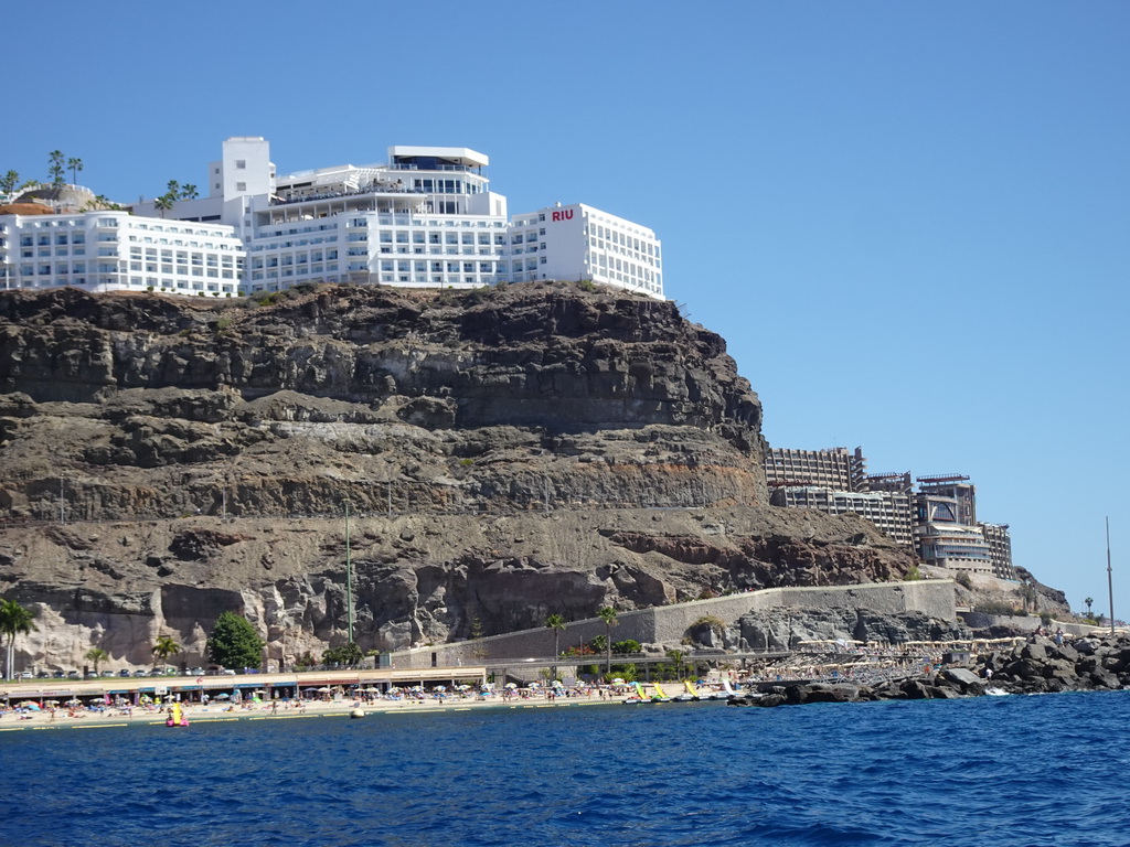 The Hotel Riu Vistamar at the Playa de Amadores beach, viewed from the Sagitarius Cat boat