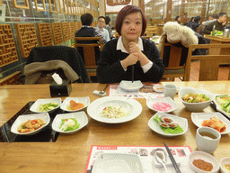 Miaomiao having dinner at the Zixiamen Korean restaurant at the World Trade Center