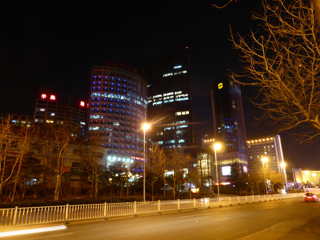 Skyscrapers at Xianggang Middle Road, by night