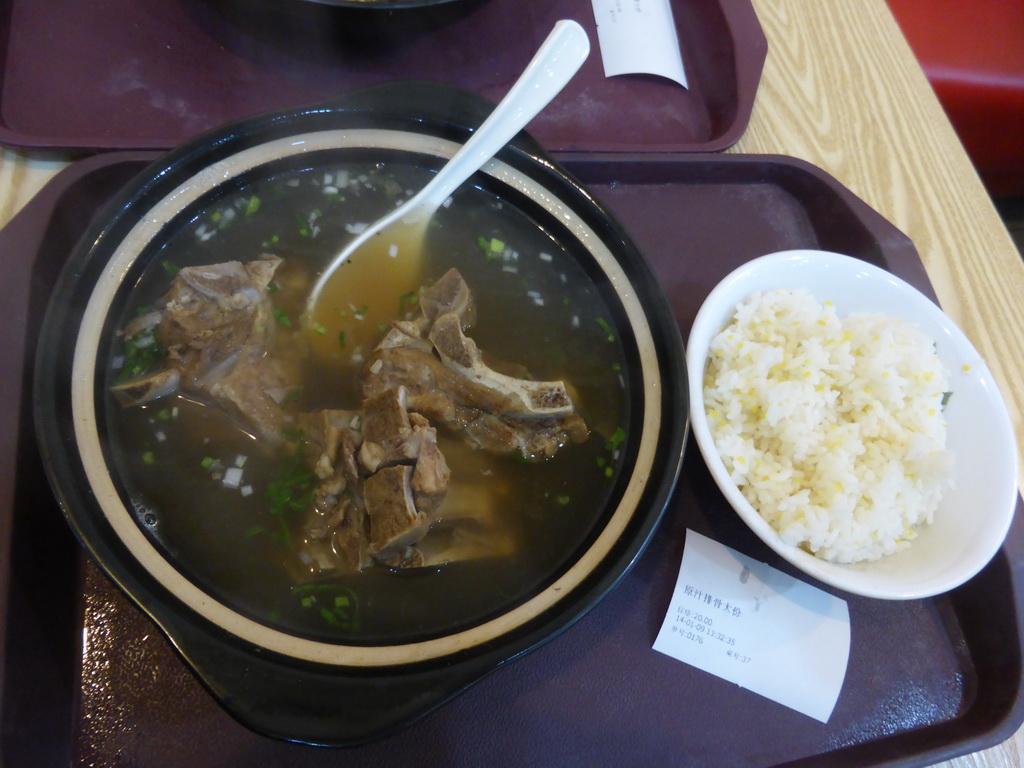 Lunch at a restaurant at the west side of the May Fourth Square