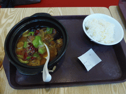 Lunch at a restaurant at the west side of the May Fourth Square