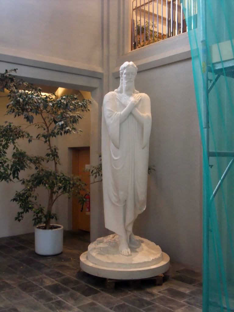 Statue of Jesus Christ at the Hallgrímskirkja church