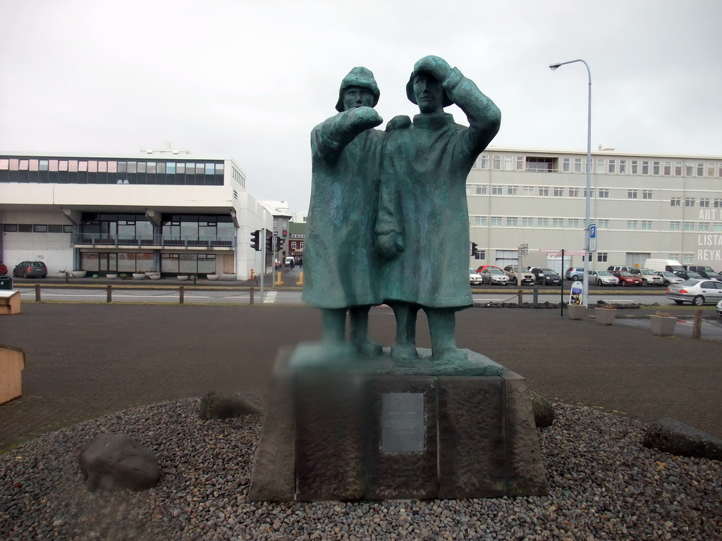Sculpture `Looking Seawards` by Ingi Þ. Gíslason at the Geirsgata street
