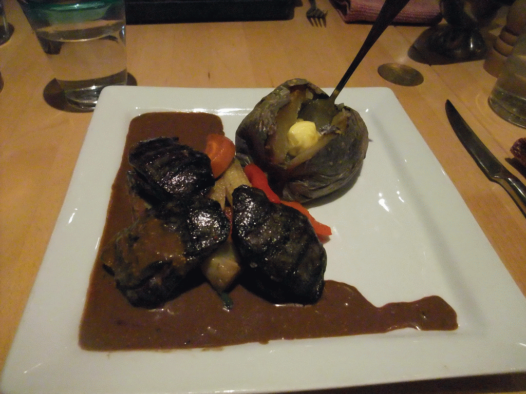 Puffin meat and stuffed potato at the Hereford Steikhús restaurant