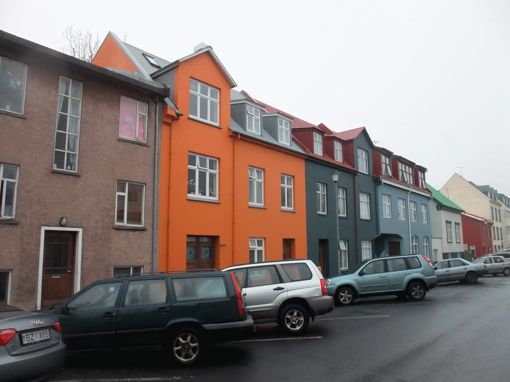 Colourful houses in the Njálsgata street
