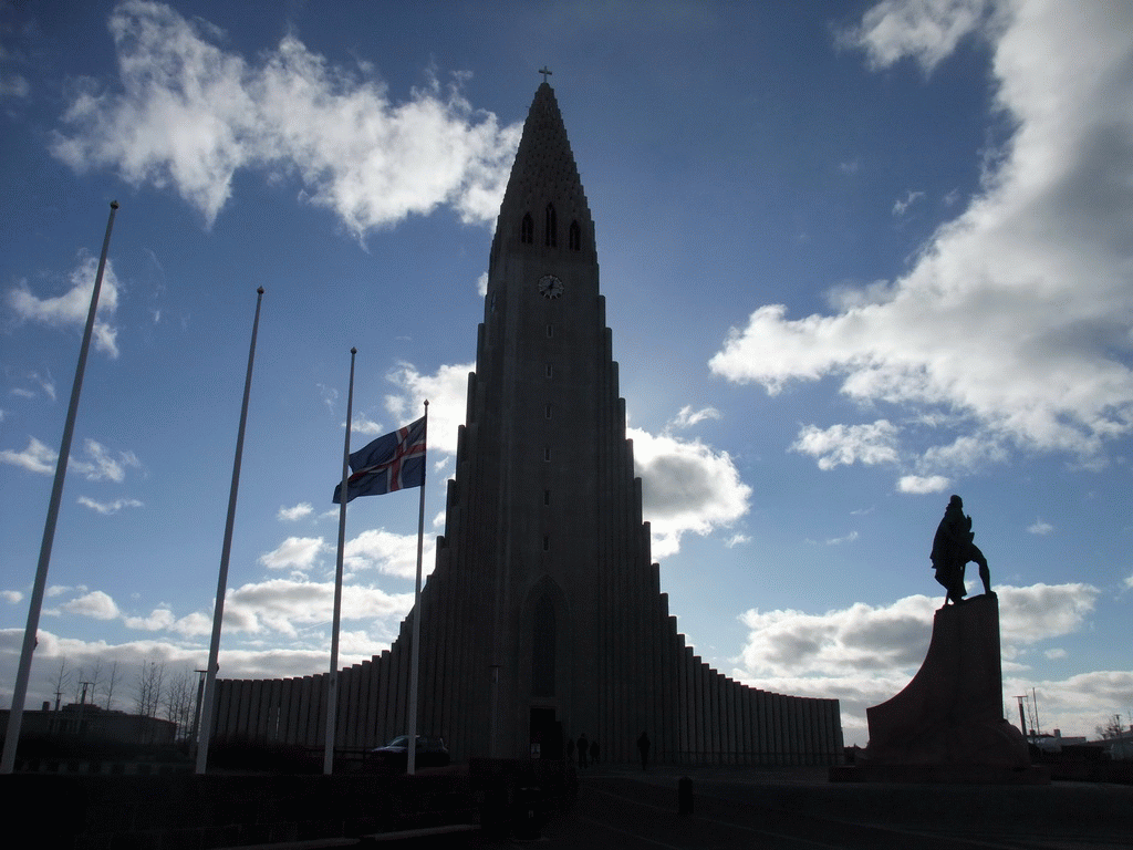 Statue of Leif Ericson at Eriksgata street and the front of the Hallgrímskirkja church