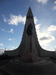 Statue of Leif Ericson at Eriksgata street and the front of the Hallgrímskirkja church