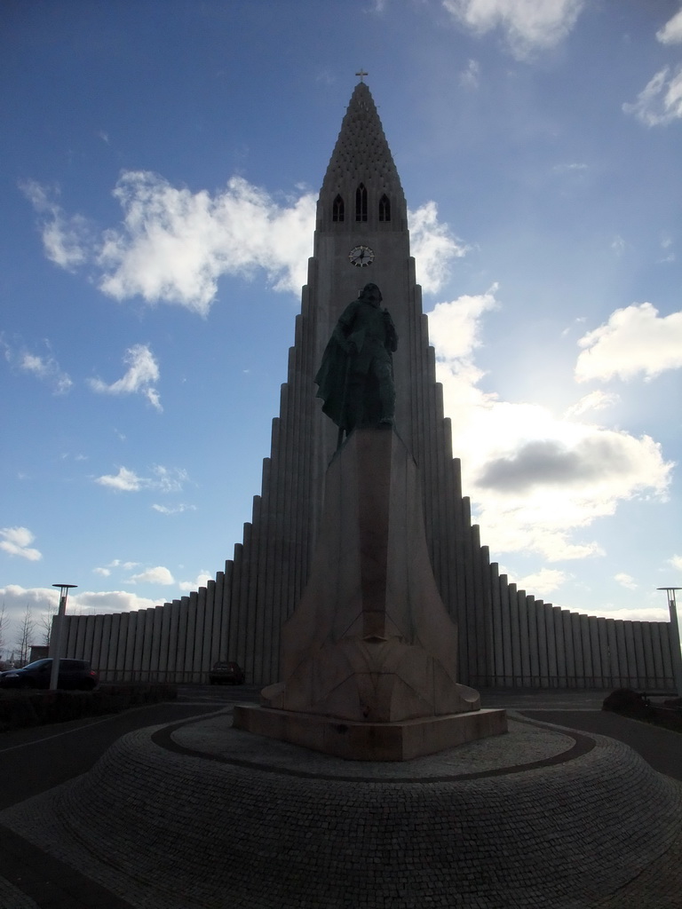 Statue of Leif Ericson at Eriksgata street and the front of the Hallgrímskirkja church