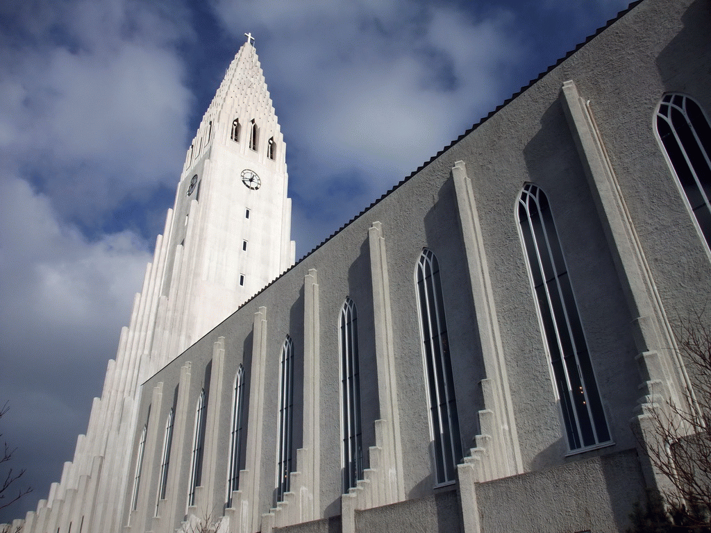 The southwest side of the Hallgrímskirkja church