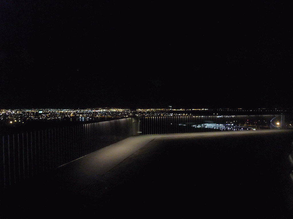 The south side of the city, viewed from the roof of the Perlan building, by night