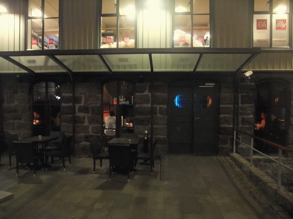 Front of the Fish Company restaurant at the Vesturgata street