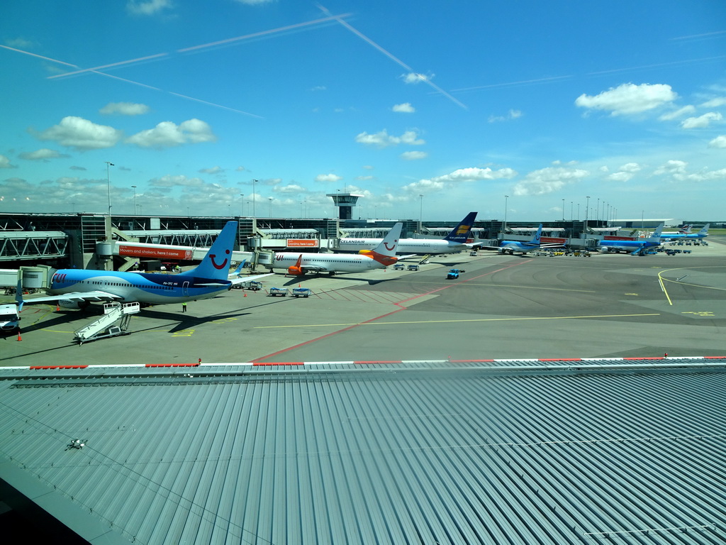 Airplanes at Schiphol Airport