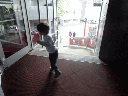 Max at the front of the Hereford Steikhús restaurant at the Laugavegur street