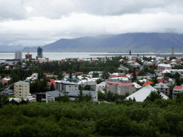 The city center with the Höfðatorg business center, the Háteigskirkja church and the Tækniskólinn school, and Mount Esja, viewed from the roof of the Perlan building